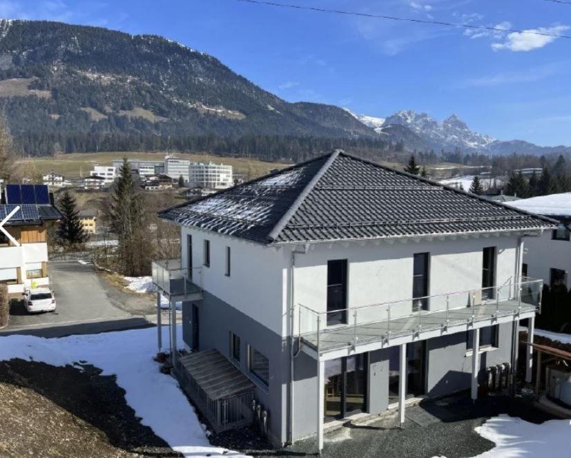 Mountain Chalet フィーバーブルン エクステリア 写真